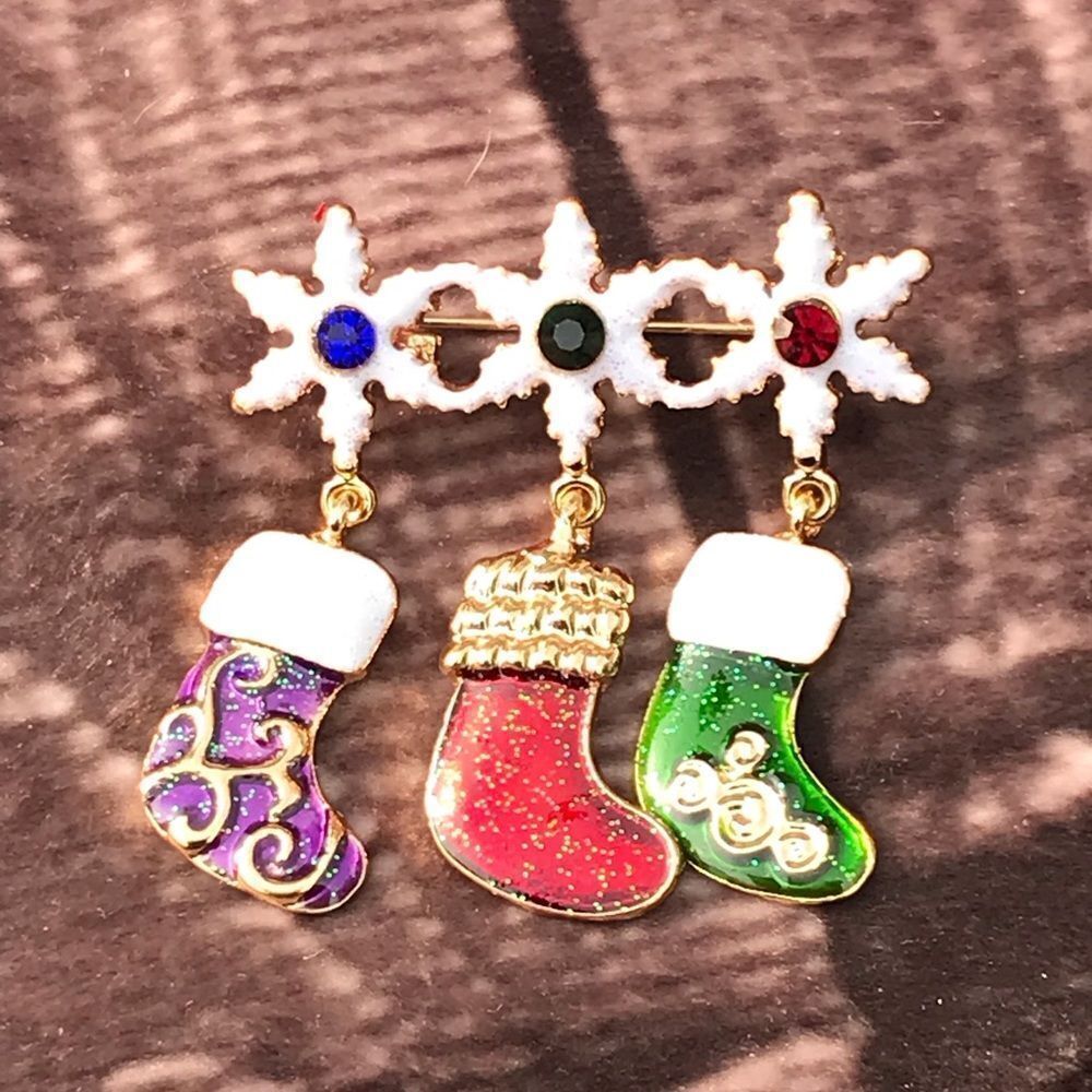 3 Christmas Stockings Brooch